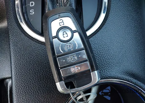 2016 Ford Mustang Ecoboost из США, поврежденный, VIN 1FA6P8TH6G5284713